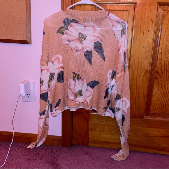 Show Me Your Mumu cropped varsity sweater in Sweet Magnolia Knit- NWT - Picture 3 of 4